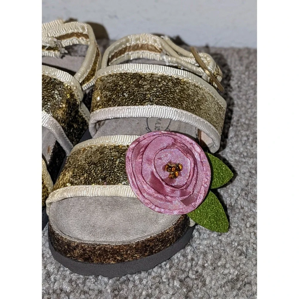 Joyfolie Baby Girls Gold Glitter Flower Sandals Size 4 NWOT $49‎